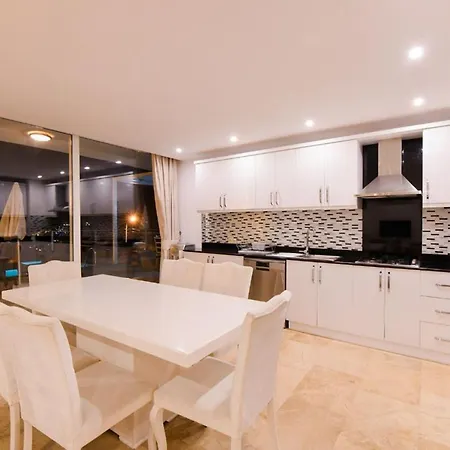 The Ultimate With Stunning Views, 1050 Kalkan