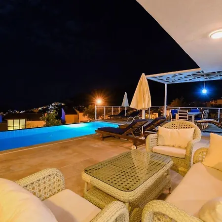 Villa The Ultimate With Stunning Views, 1050 *
