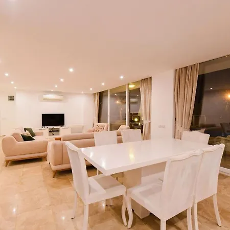 The Ultimate With Stunning Views, 1050 Villa Kalkan